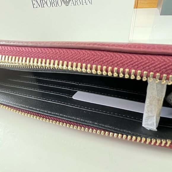 Emporio Armani Bordeaux/Black Leather Unisex Ziparound Wallet, Y3H171 8A… - Picture 9 of 12